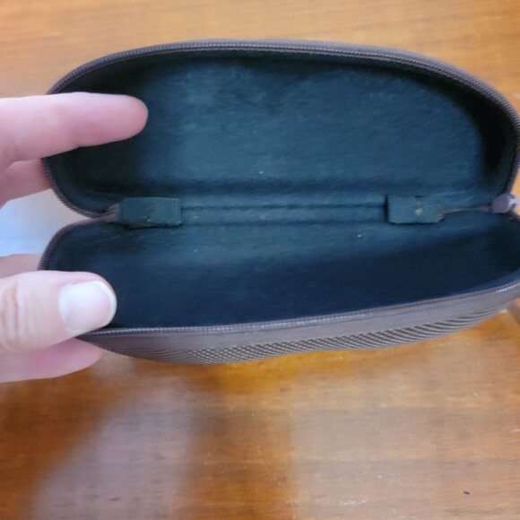 Maui Jim Hard Shell Sunglasses Case Large Clam Style Zip Around Brown Clip On - Picture 7 of 7